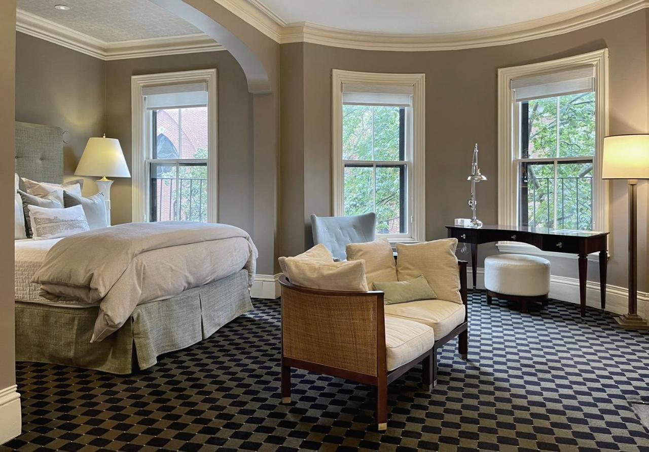 Queen Suite Spa Bath