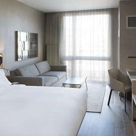 Ac Hotel By Marriott Boston Cleveland Circle-3