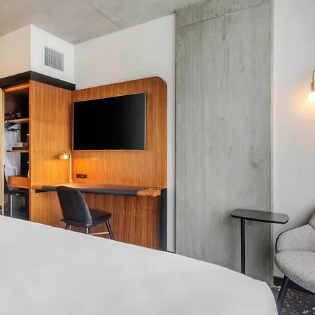 Cambria Hotel Boston Downtown - Seaport-3